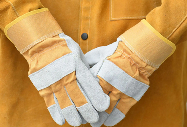 劳保用品批发商如何满足不同行业劳保手套质量标准